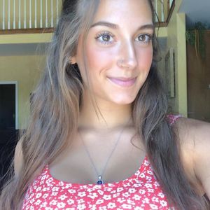 Meet your Posher, Kimi